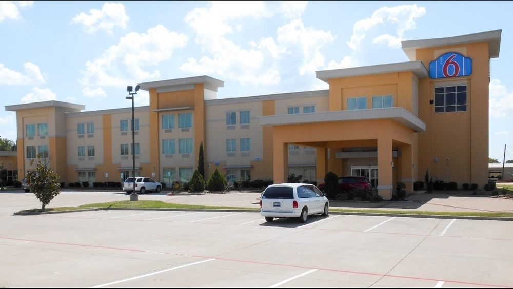 La Quinta Inn And Suites Joshua Dış mekan fotoğraf